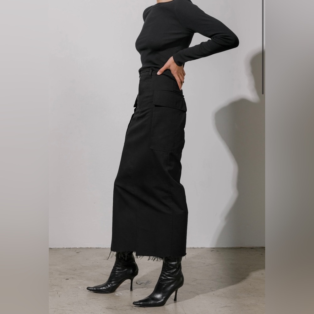 Local European Cargo Skirt - Black
